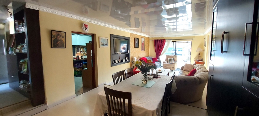7 Bedroom Property for Sale in Gonubie Eastern Cape